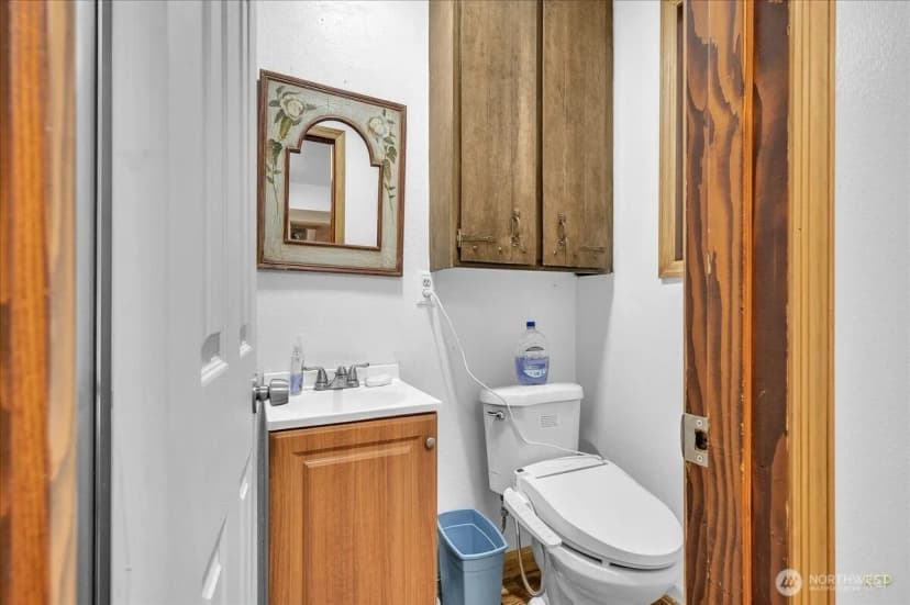 Property photo for 7650 Old Pacific Highway N, Castle Rock photo 22