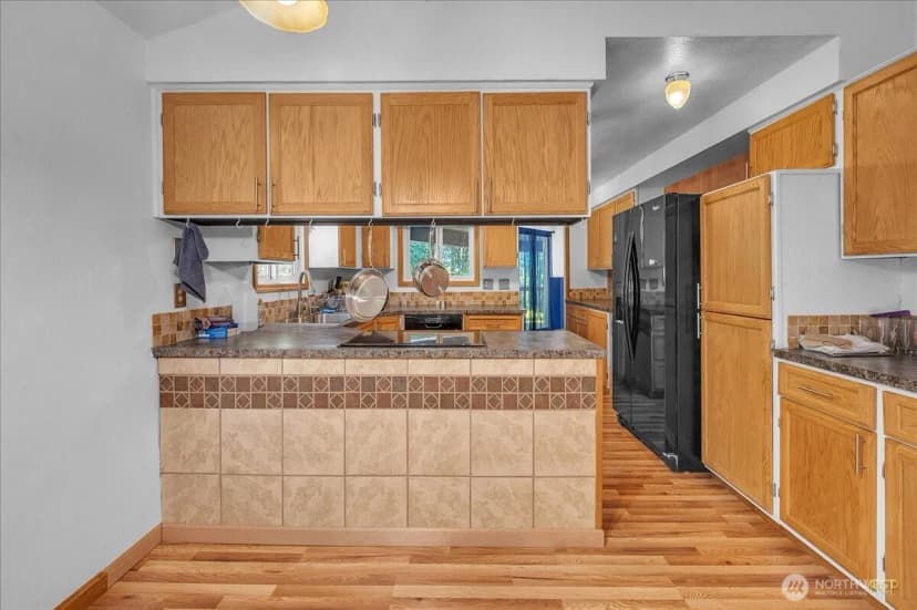 Property photo for 7650 Old Pacific Highway N, Castle Rock photo 10