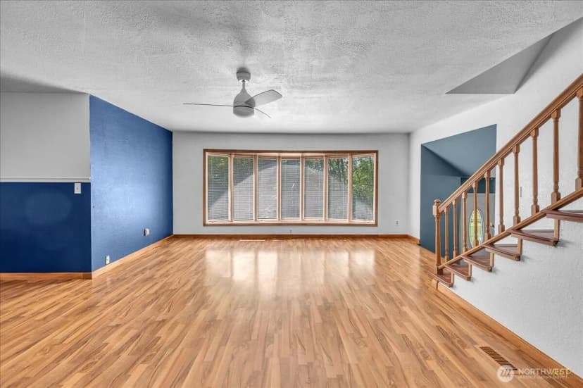 Property photo for 7650 Old Pacific Highway N, Castle Rock photo 18