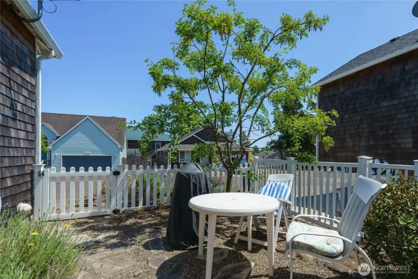 Property photo for 2603 Sea Crest Lane, Long Beach photo 36