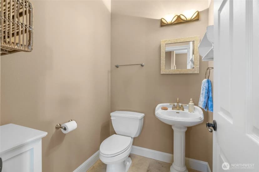Property photo for 2603 Sea Crest Lane, Long Beach photo 10