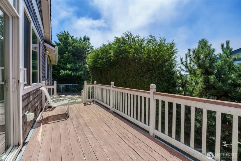 Property photo for 2603 Sea Crest Lane, Long Beach photo 37