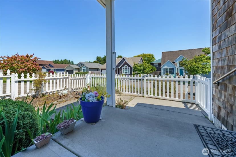 Property photo for 2603 Sea Crest Lane, Long Beach photo 6