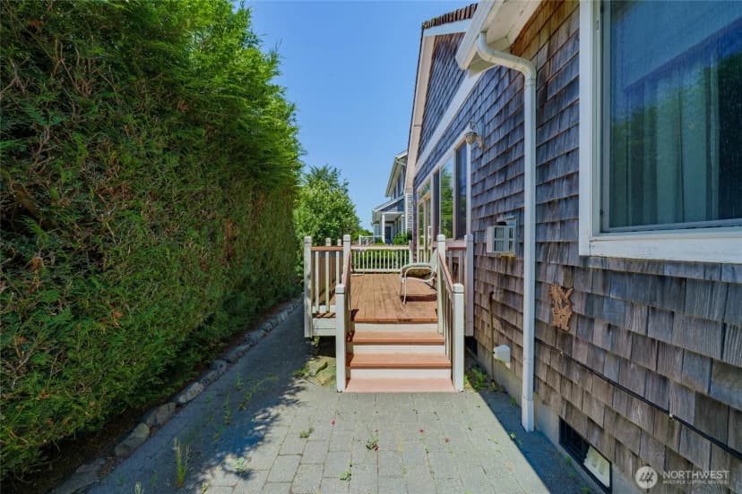 Property photo for 2603 Sea Crest Lane, Long Beach photo 34