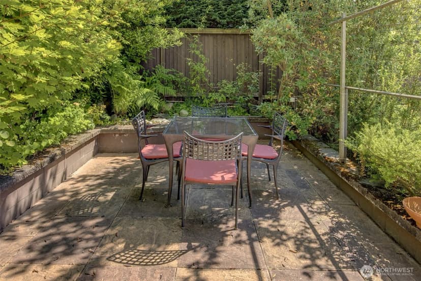 Property photo for 3006 43rd Avenue W, Seattle photo 29