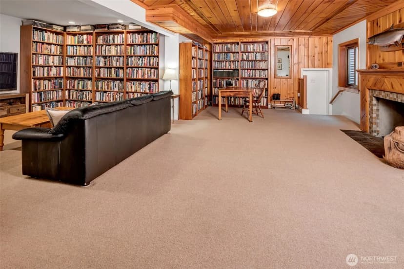 Property photo for 3006 43rd Avenue W, Seattle photo 19