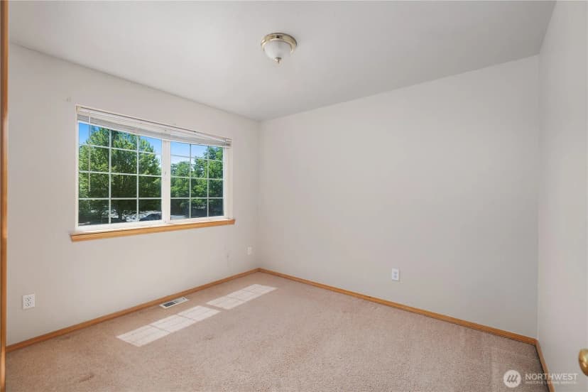 Property photo for 2722 29th Avenue Sw, Tumwater photo 24