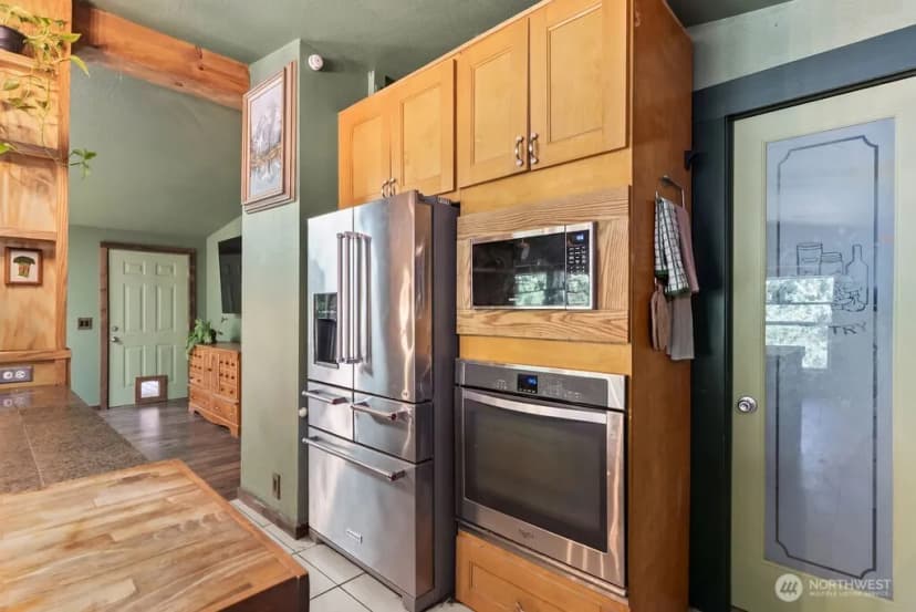 Property photo for 8817 Clearwater Lane Se, Port Orchard photo 17