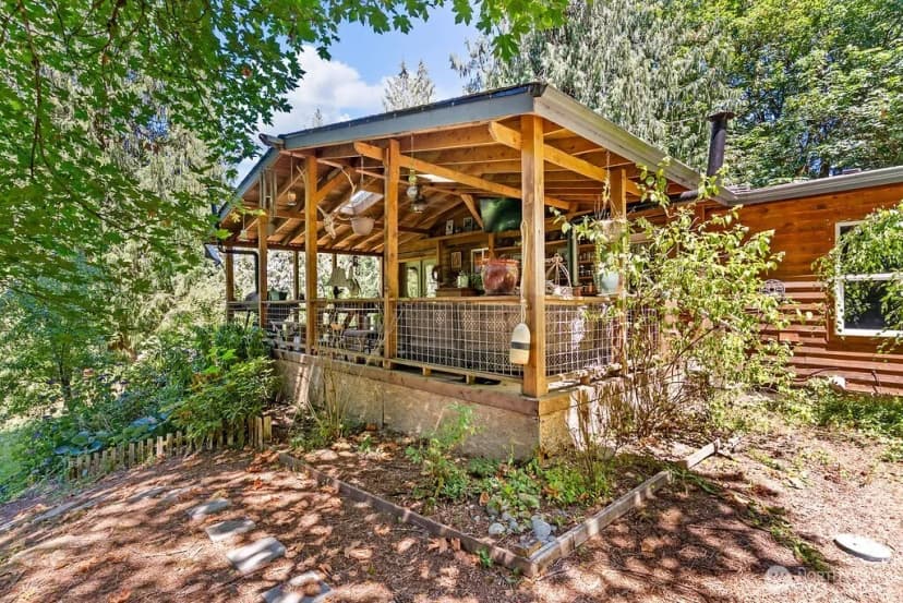 Property photo for 8817 Clearwater Lane Se, Port Orchard photo 6