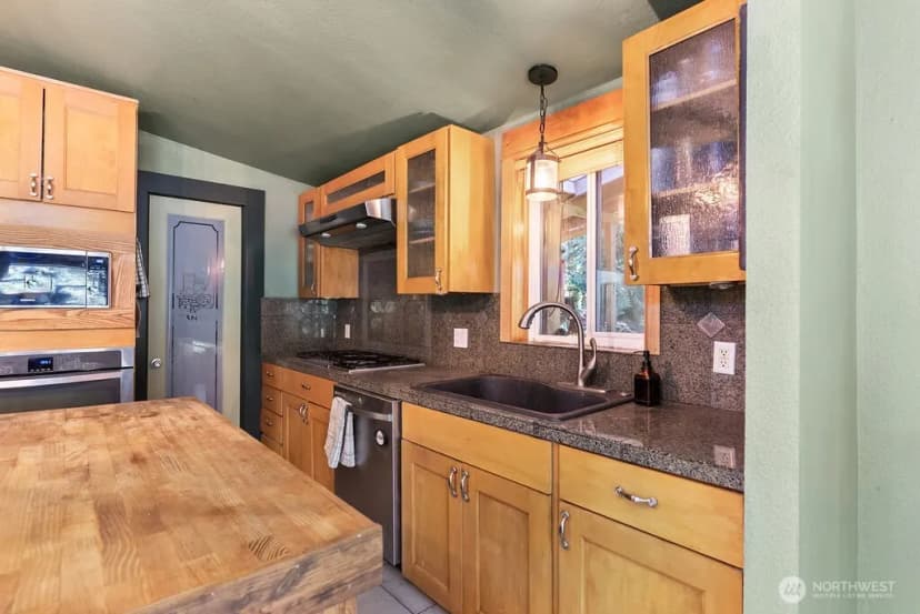 Property photo for 8817 Clearwater Lane Se, Port Orchard photo 16