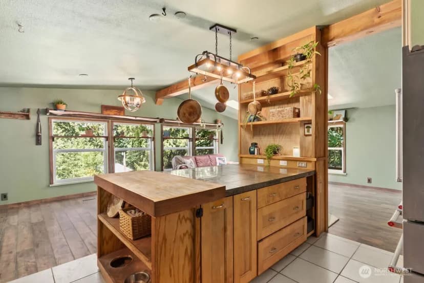 Property photo for 8817 Clearwater Lane Se, Port Orchard photo 18