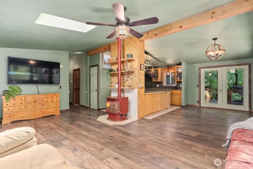 Property photo for 8817 Clearwater Lane Se, Port Orchard photo 11