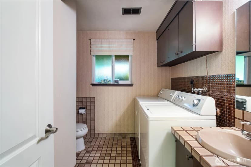 Property photo for 1322 W Mount Dr, Fircrest photo 28
