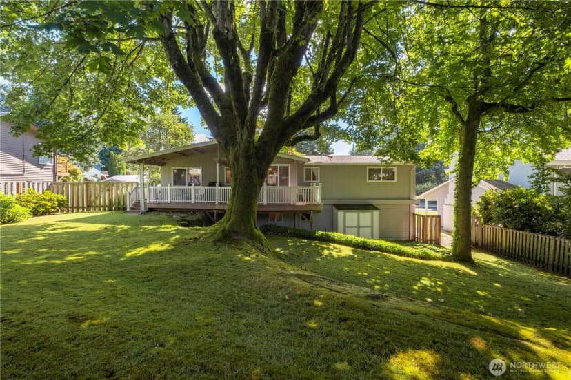 Property photo for 1322 W Mount Dr, Fircrest photo 37