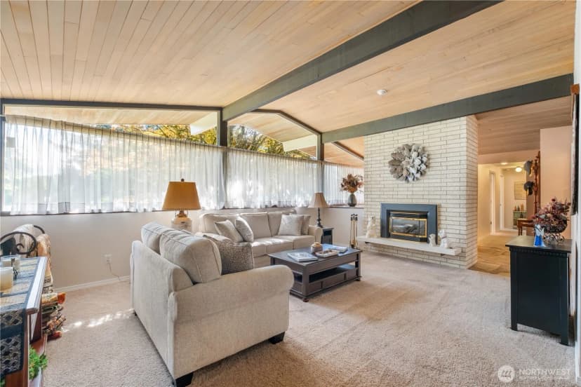 Property photo for 1322 W Mount Dr, Fircrest photo 5