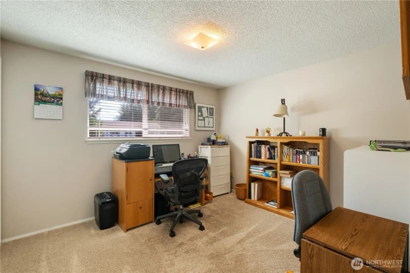 Property photo for 1322 W Mount Dr, Fircrest photo 19