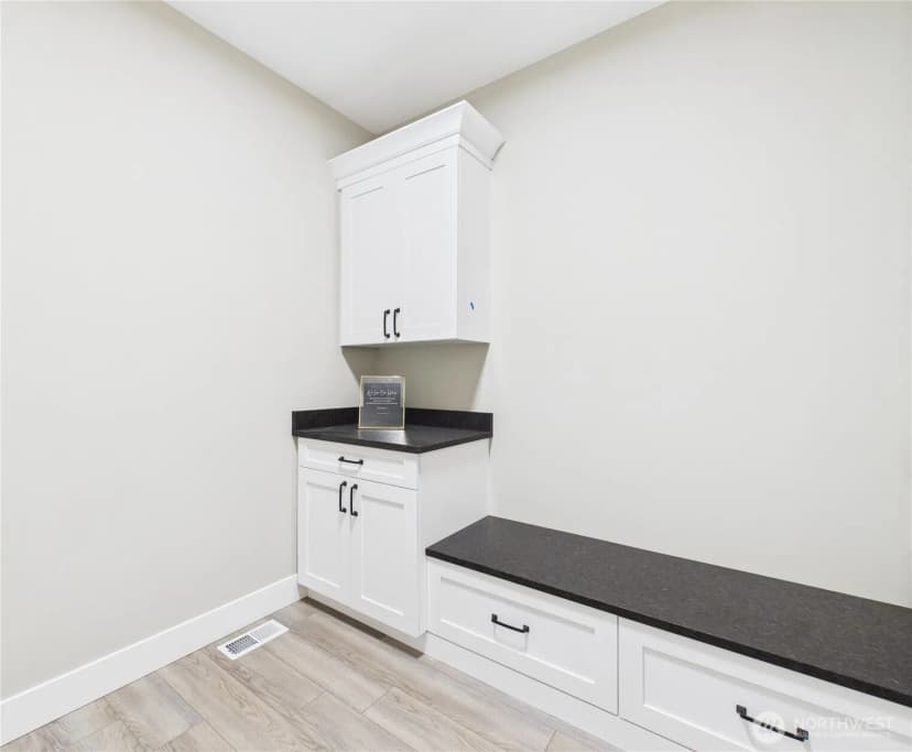 Property photo for 884 Ne Tyler Place, East Wenatchee photo 15