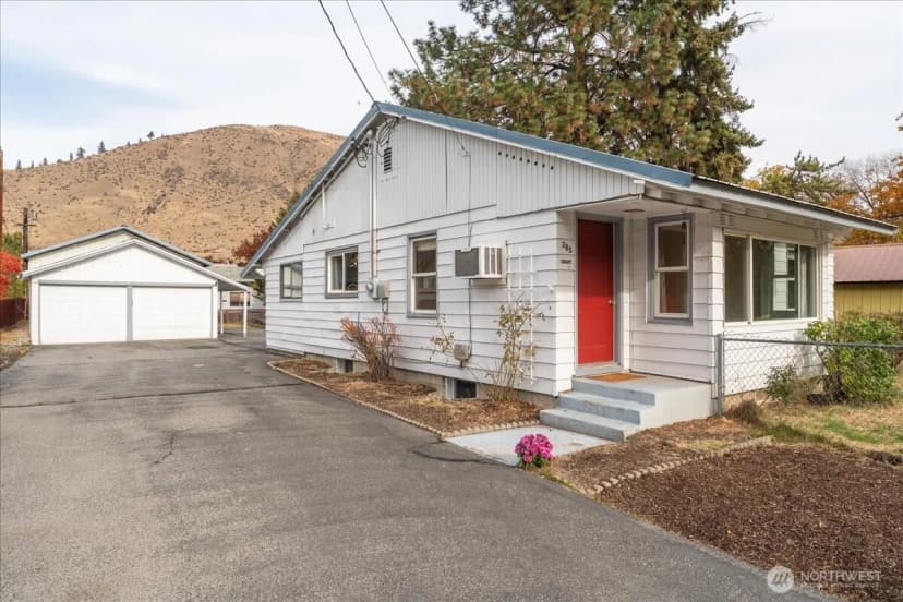 Property photo for 203 E Parkhill Street, Cashmere