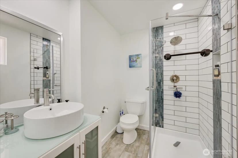 Property photo for 701 Mountain View Drive, Mount Vernon photo 18