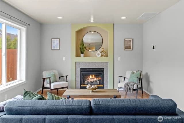 Property photo for 10873 Se 214th Place, Kent