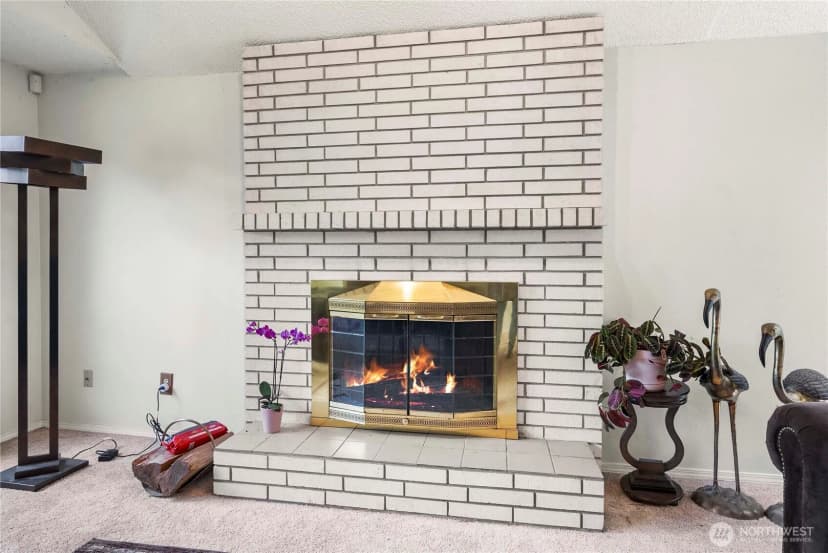 Property photo for 8113 S 121st Street, Seattle photo 4