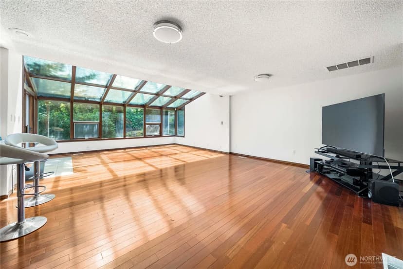 Property photo for 8113 S 121st Street, Seattle photo 15