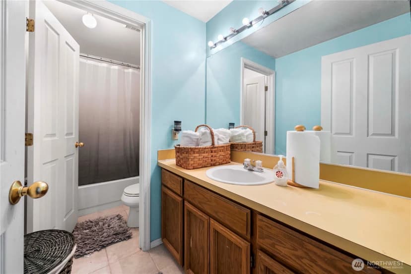 Property photo for 8113 S 121st Street, Seattle photo 24