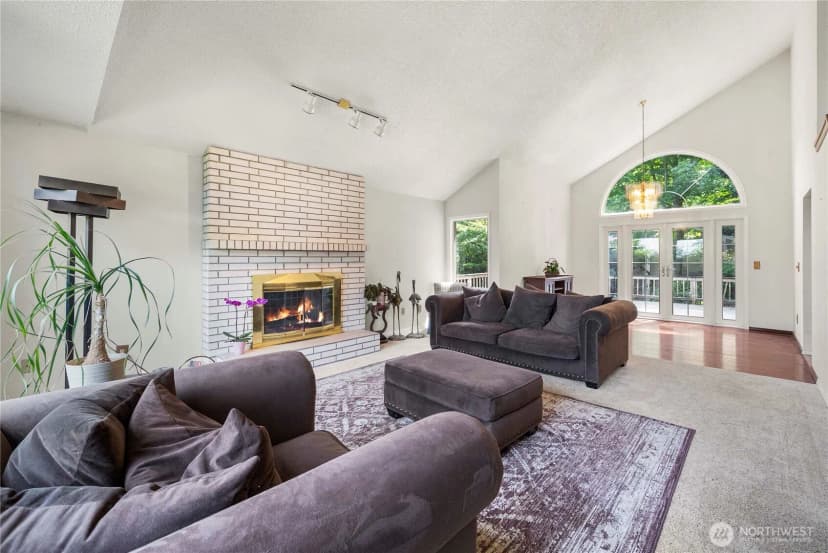 Property photo for 8113 S 121st Street, Seattle photo 9