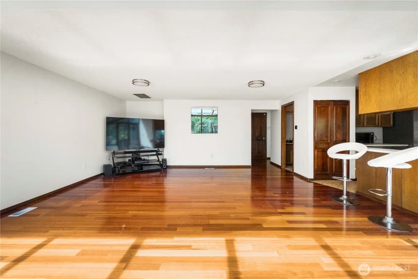Property photo for 8113 S 121st Street, Seattle photo 18