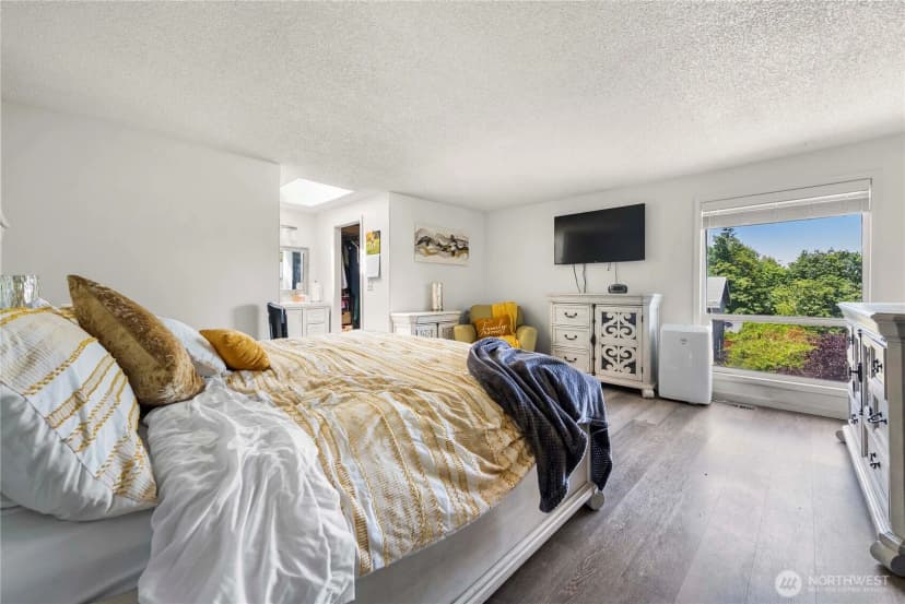 Property photo for 8113 S 121st Street, Seattle photo 21