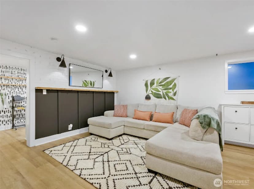 Property photo for 2118 S Sheridan Avenue, Tacoma photo 9
