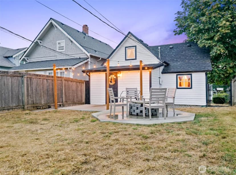 Property photo for 2118 S Sheridan Avenue, Tacoma photo 35