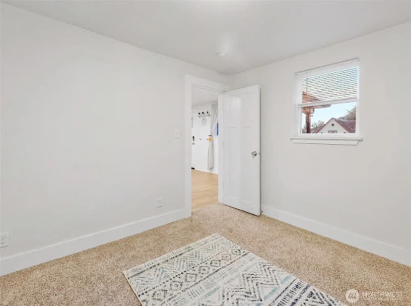 Property photo for 2118 S Sheridan Avenue, Tacoma photo 33