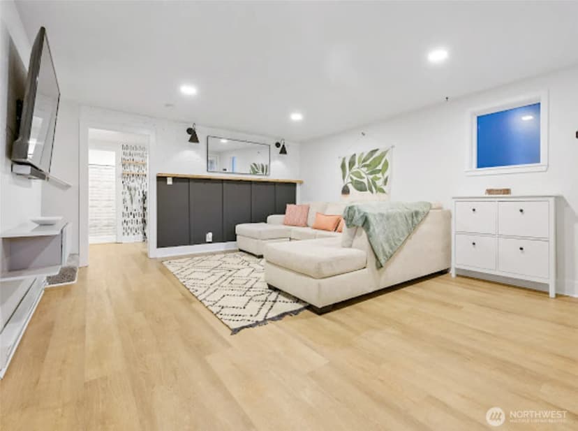 Property photo for 2118 S Sheridan Avenue, Tacoma photo 10