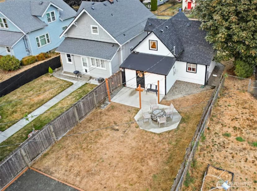 Property photo for 2118 S Sheridan Avenue, Tacoma photo 5