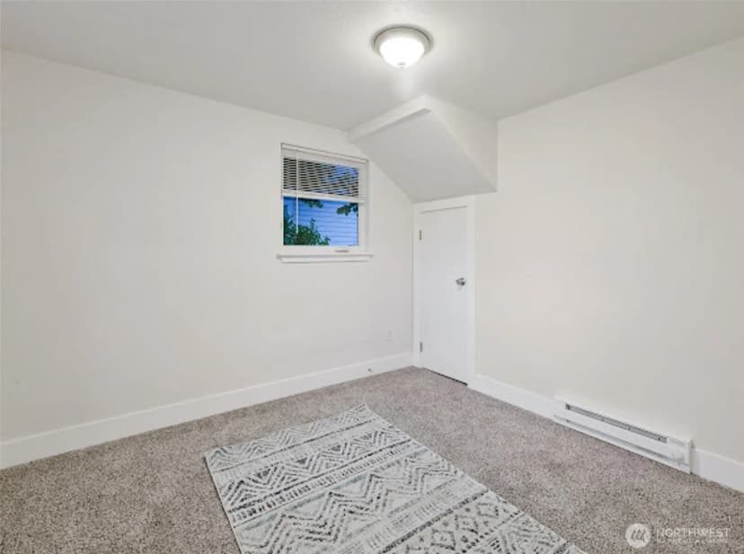 Property photo for 2118 S Sheridan Avenue, Tacoma photo 32