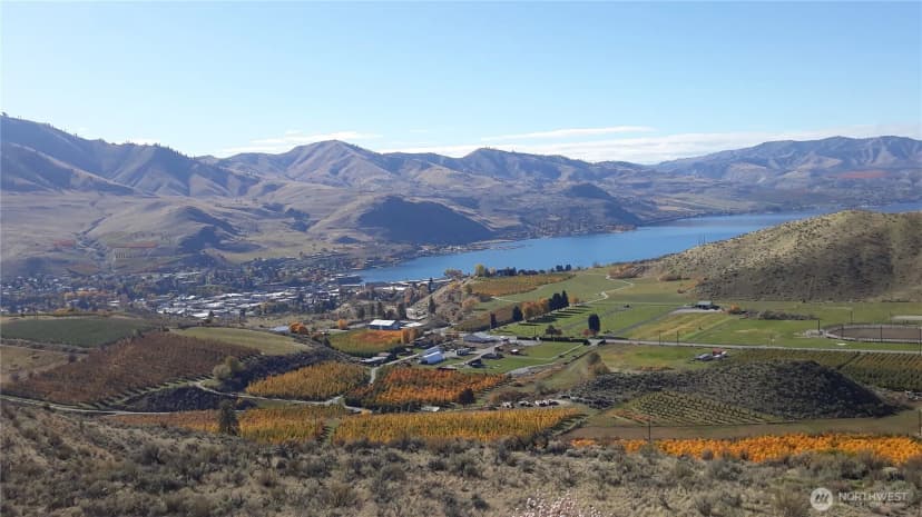 Property photo for 920 Shooting Star Lane, Chelan photo 2