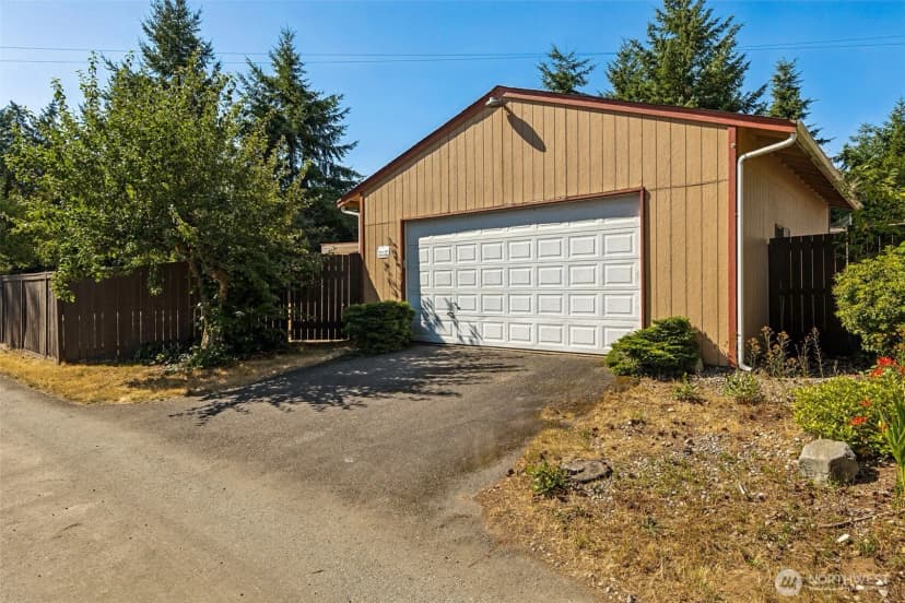 Property photo for 7519 Atchinson Drive Se, Olympia photo 26