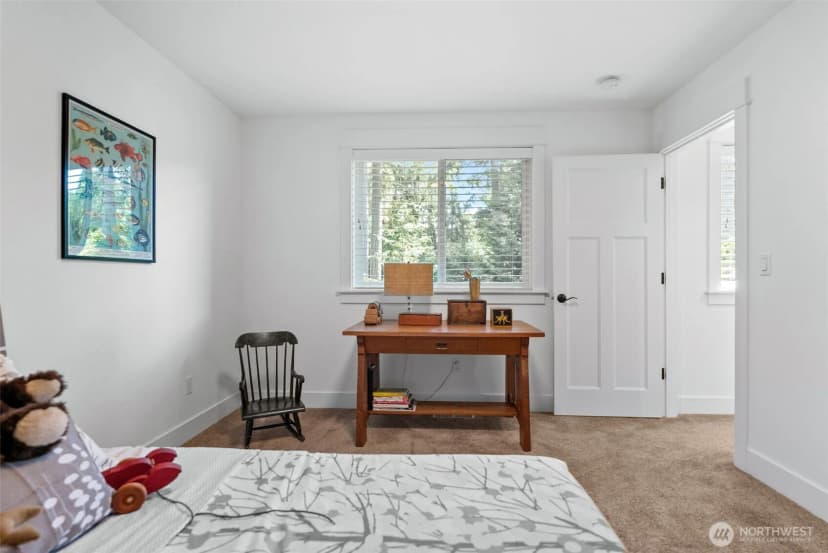 Property photo for 915 7th Court, Fox Island photo 28