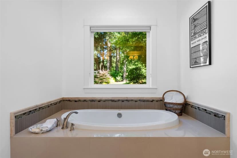 Property photo for 915 7th Court, Fox Island photo 24