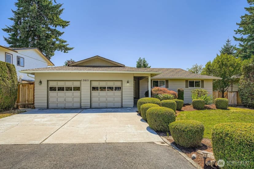 Property photo for 13601 Se 141st Street, Renton