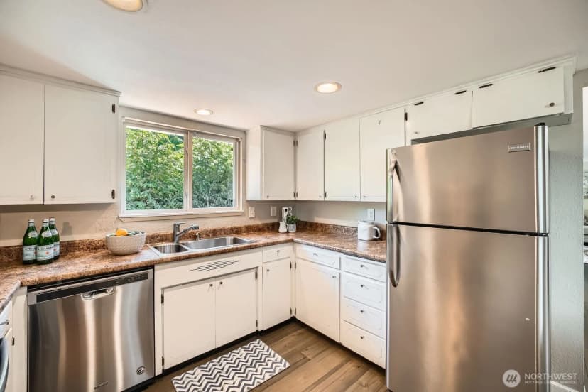Property photo for 13601 Se 141st Street, Renton photo 11