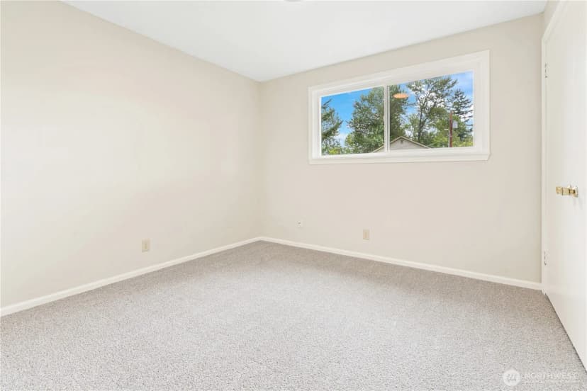 Property photo for 17611 118th Avenue Se, Renton photo 17