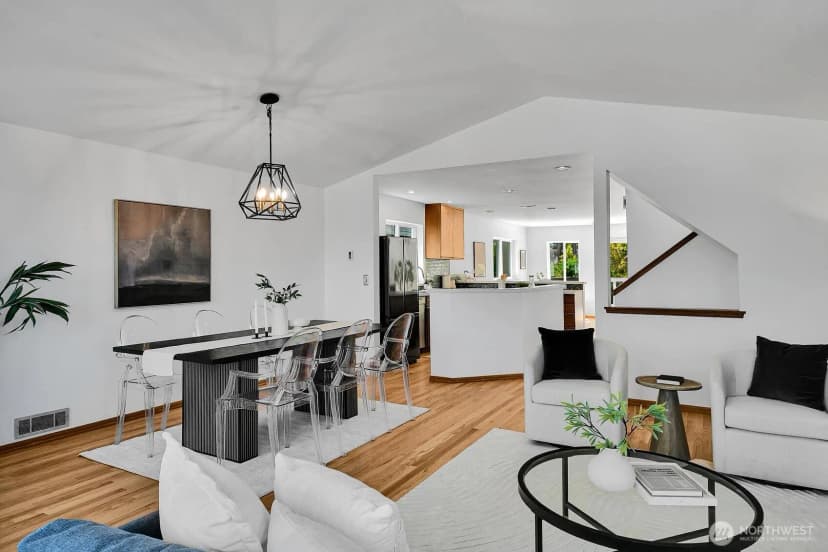 Property photo for 2613 Nw 86th Street, Seattle photo 6