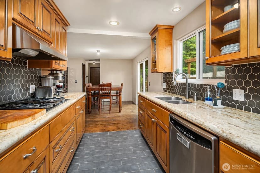 Property photo for 14611 164 Place Se, Renton photo 15