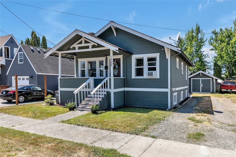 Property photo for 1722 Harding Street, Enumclaw photo 3