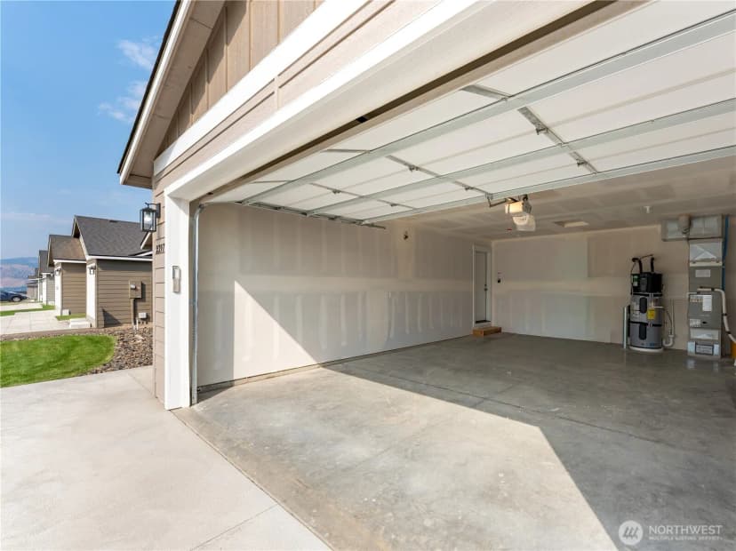 Property photo for 2397 Noah Street Se, East Wenatchee photo 32