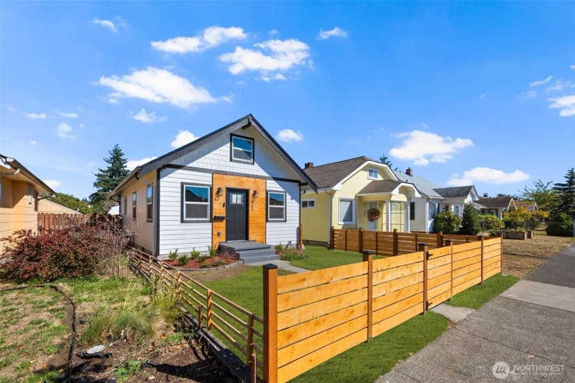 Property photo for 6209 S Lawrence Street, Tacoma photo 3