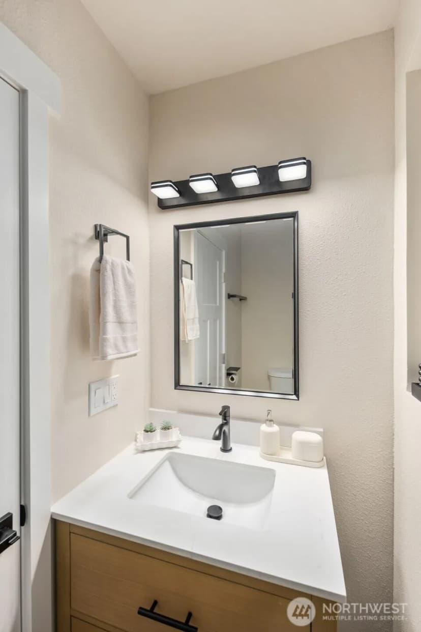Property photo for 6209 S Lawrence Street, Tacoma photo 16