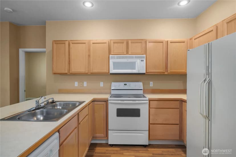 Property photo for 431 Craftsman Drive Nw, Olympia photo 7